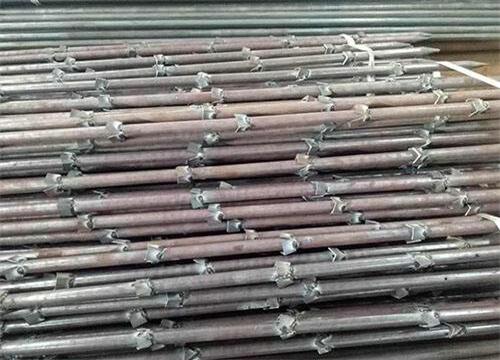 碧江隧道钢花管